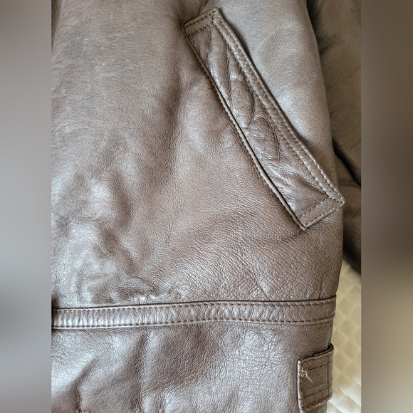 Danier leather fur lined bomber jacket - Picture 3 of 5